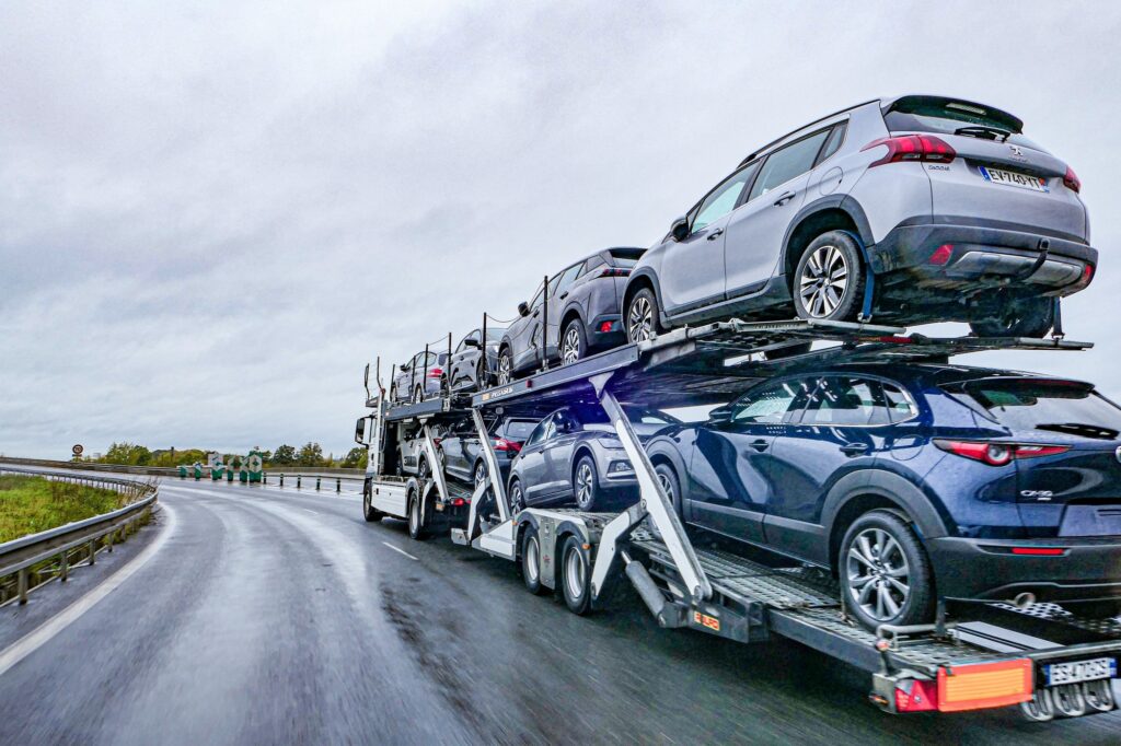 camion-transporteur-de-voiture